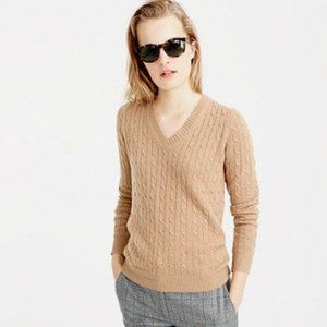 NWT Cambridge cable V-neck sweater Petite M